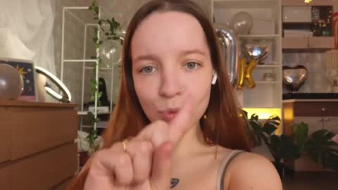 Snapshot of my_mia_ chatting on 01.12.25 MIA I will be here Monday Wednesday Thursday Saturday online show from 01.12.25