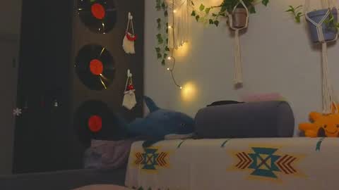  PARIS   online show from 01.05.25