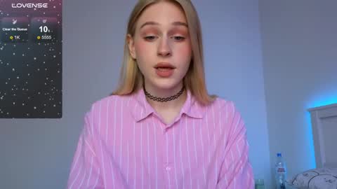 Snapshot of my_tenderness chatting on 01.17.25 Dana online show from 01.17.25