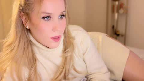 Mya-be Yours P online show from 12.01.24