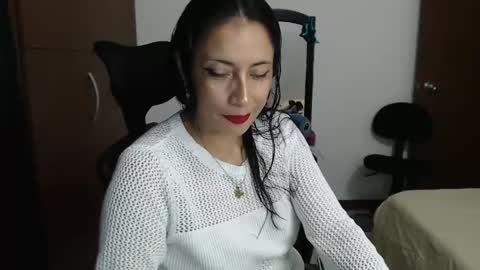 mary and charlie online show from 01.06.25