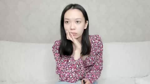 MyCherryMolly online show from 02.11.25