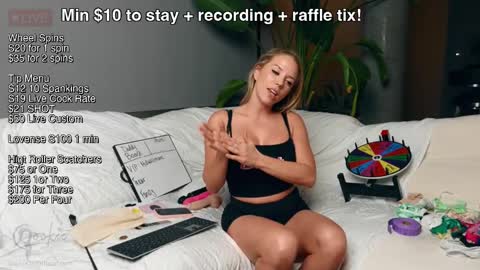 Snapshot of mycookiejar chatting on 11.06.25 MyCookieJar online show from 11.06.25