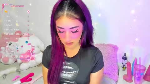    online show from 10.08.25