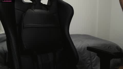 Snapshot of myhairymacho chatting on 01.11.25 Juan OF myhairymacho online show from 01.11.25