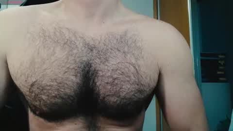 Snapshot of myhairymacho chatting on 11.05.25 Juan OF myhairymacho online show from 11.05.25