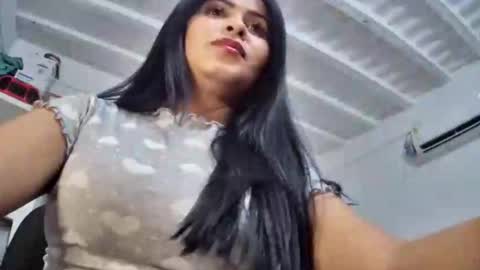 Snapshot of myhoney_hot chatting on 12.28.24 myhoney_hot online show from 12.28.24