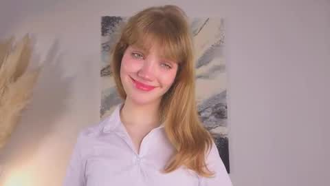 Snapshot of myismira chatting on 10.21.25 Mira  online show from 10.21.25