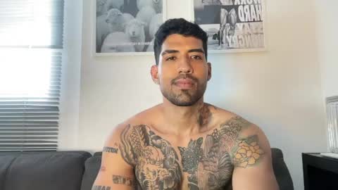 Myke esthetic online show from 04.15.26