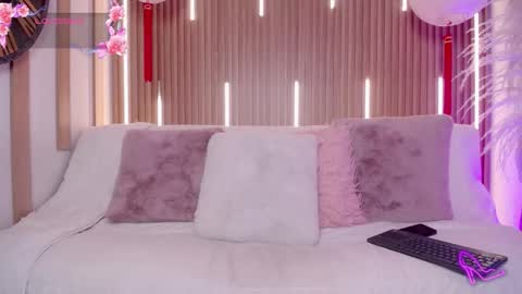 Myla  online show from 01.15.26