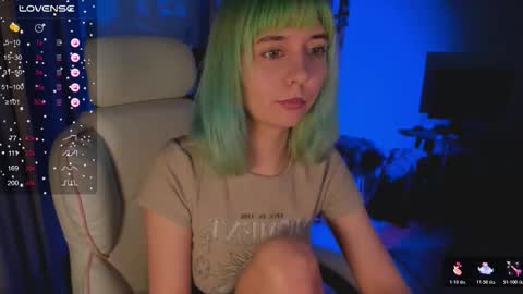 MylaFlores online show from 01.15.26