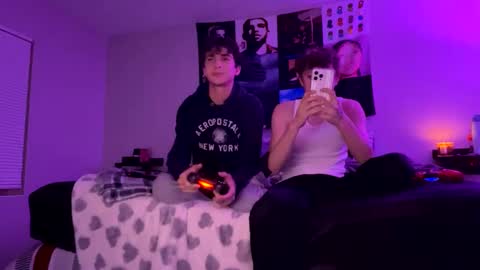 MylesMaxx online show from 02.12.25