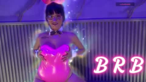 Kathe online show from 10.21.25