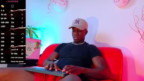Snapshot of mylowallacee chatting on 02.22.25 Mylo Wallace  online show from 02.22.25