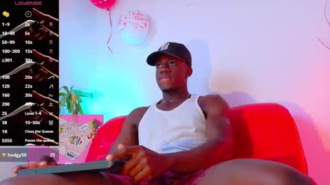 Snapshot of mylowallacee chatting on 02.27.25 Mylo Wallace  online show from 02.27.25