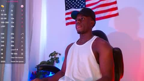 Snapshot of mylowallacee chatting on 10.16.25 Mylo Wallace  online show from 10.16.25