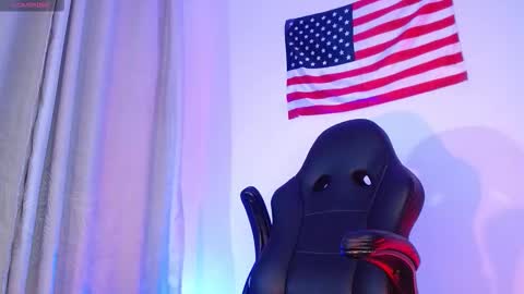 Mylo Wallace  online show from 01.12.26