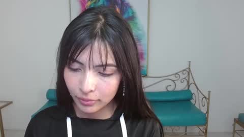 Snapshot of mylu_11 chatting on 10.02.25 Milu 3 online show from 10.02.25