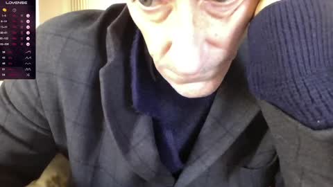 Snapshot of mynakedbeach chatting on 12.02.24 Bi sexy guy lovense hush is on private is open or password show tip if you like. online show from 12.02.24
