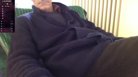 Snapshot of mynakedbeach chatting on 12.12.24 Bi sexy guy lovense hush is on private is open or password show tip if you like. online show from 12.12.24