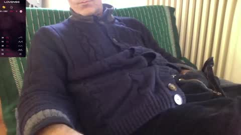 Snapshot of mynakedbeach chatting on 12.25.24 Bi sexy guy lovense hush is on private is open or password show tip if you like. online show from 12.25.24