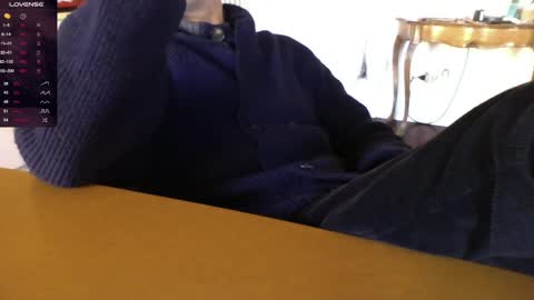Snapshot of mynakedbeach chatting on 12.30.24 Bi sexy guy lovense hush is on private is open or password show tip if you like. online show from 12.30.24