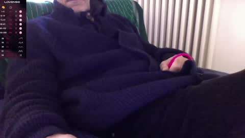 Snapshot of mynakedbeach chatting on 12.30.24 Bi sexy guy lovense hush is on private is open or password show tip if you like. online show from 12.30.24
