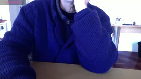 Snapshot of mynakedbeach chatting on 01.29.25 Bi sexy guy lovense hush is on private is open or password show tip if you like. online show from 01.29.25