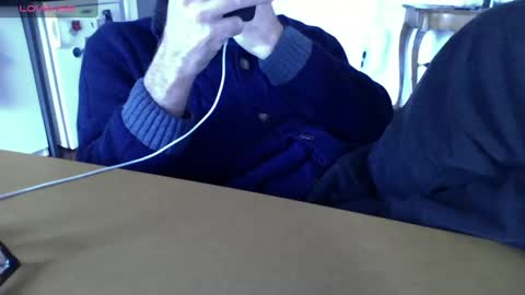 Snapshot of mynakedbeach chatting on 01.31.25 Bi sexy guy lovense hush is on private is open or password show tip if you like. online show from 01.31.25
