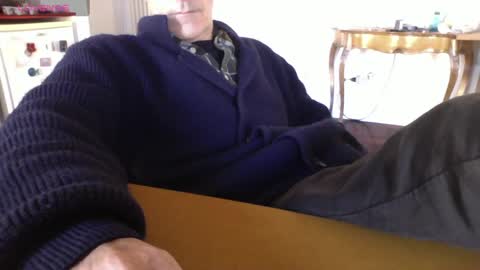 Snapshot of mynakedbeach chatting on 03.03.25 Bi sexy guy lovense hush is on private is open or password show tip if you like. online show from 03.03.25