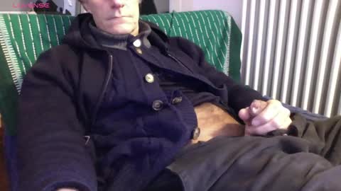 Bi sexy guy lovense hush is on private is open or password show tip if you like. online show from 03.27.26