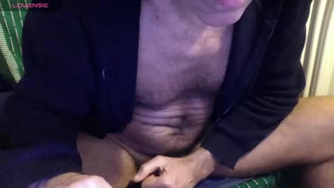 Bi sexy guy lovense hush is on private is open or password show tip if you like. online show from 04.14.26
