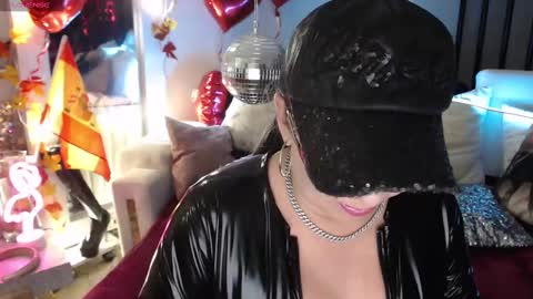 Myrna Sessions online show from 03.07.25