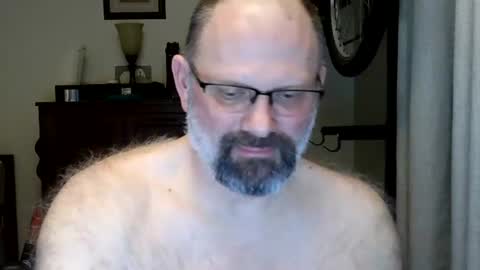 Just hanging out - No pressure online show from 04.11.26