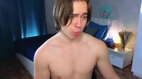 Mickey online show from 02.21.25