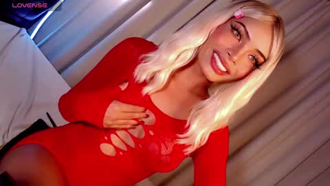 Snapshot of mysterious_olivia chatting on 02.23.25 Olivia online show from 02.23.25