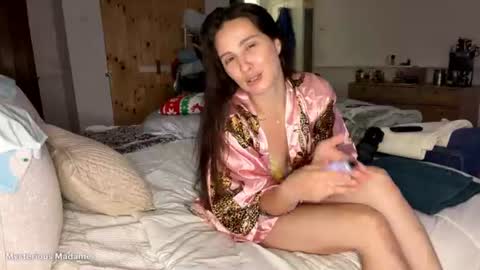 Snapshot of mysteriousmadam_ chatting on 07.15.26 mysteriousmadam_ online show from 07.15.26