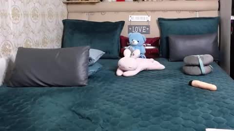 Shine online show from 12.04.25