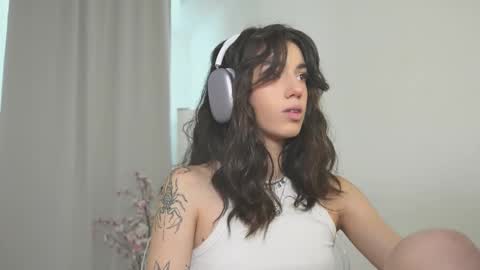 Snapshot of mystica_ chatting on 10.17.25 MILLI online show from 10.17.25