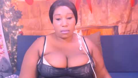 Snapshot of mysticebony18 chatting on 12.14.24 mysticebony18 online show from 12.14.24