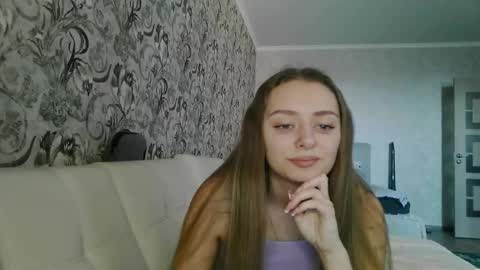 Snapshot of mysticglimmer chatting on 03.25.26 Anika online show from 03.25.26