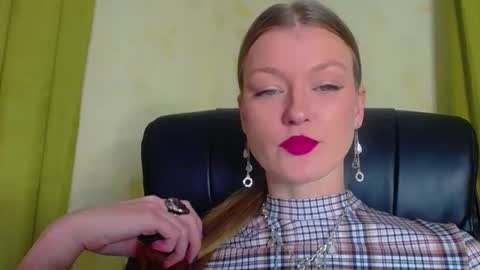 mysticvenus_ online show from 12.05.25