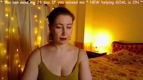 Snapshot of mystydew chatting on 07.18.26 MystyDew online show from 07.18.26