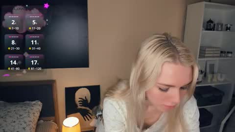 Snapshot of myviolet_rush chatting on 10.15.25 Olivia or just olive online show from 10.15.25