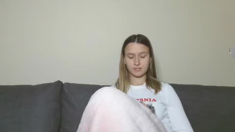 Eva online show from 12.21.24