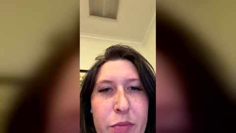 n0rmalgurl online show from 05.12.26