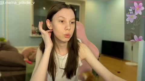 Snapshot of na_prikole_ chatting on 10.17.25 Vanessa and Julia  online show from 10.17.25