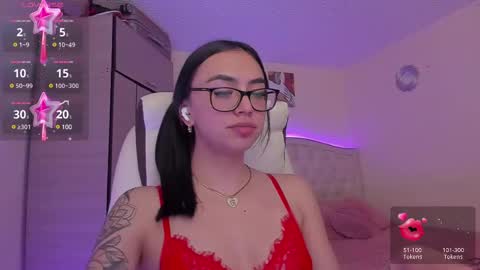 Snapshot of naath_ chatting on 02.20.25 anny online show from 02.20.25