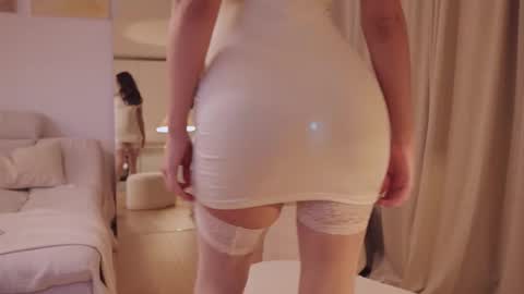 Snapshot of nadia_bliss chatting on 09.30.25 Nadia online show from 09.30.25