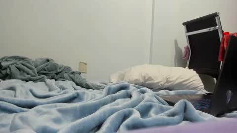 Nadia Clara online show from 12.01.25